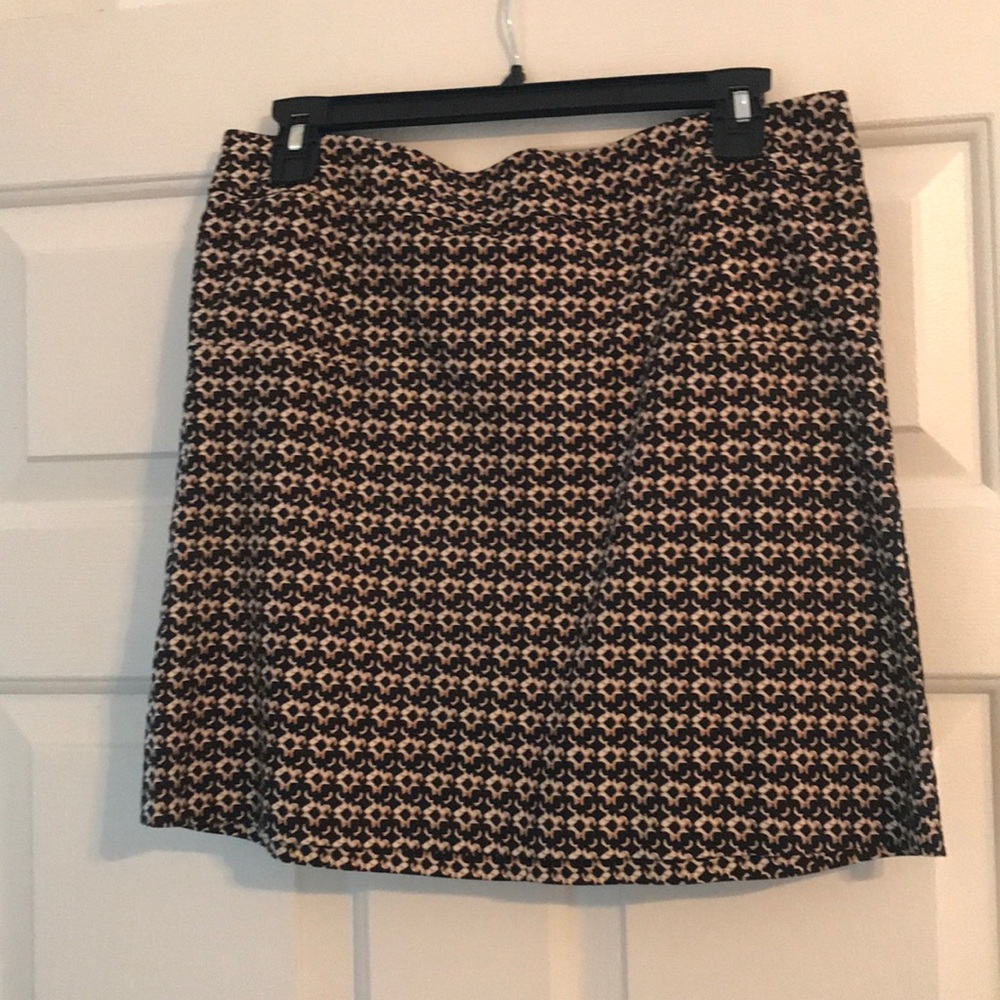 Work skirt size 4! Worn twice!